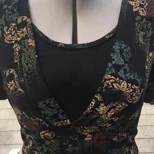 Travel knit blouse.  Black w red/green/blue size L